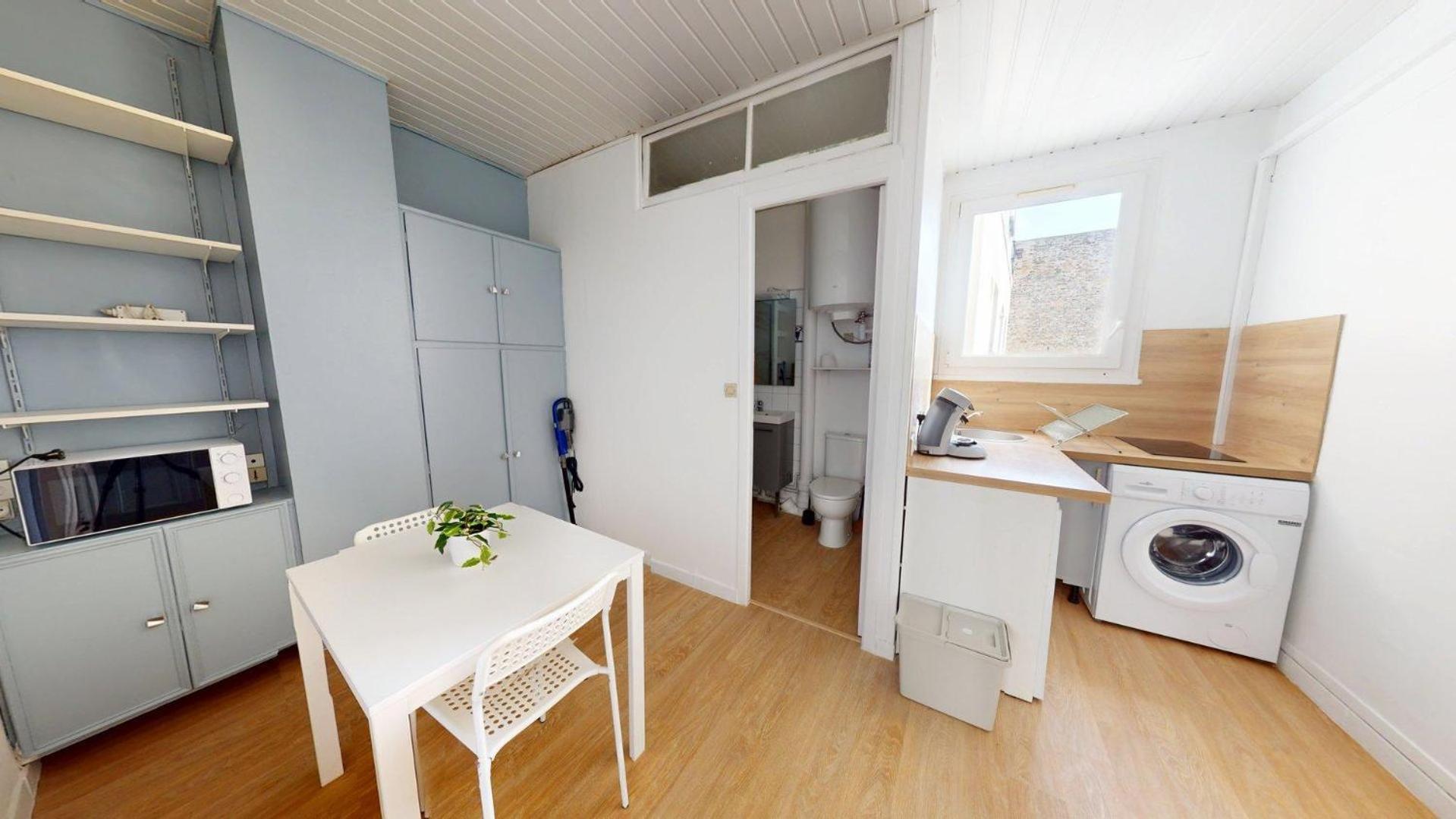 Quiet And Bright Zurich Appartement